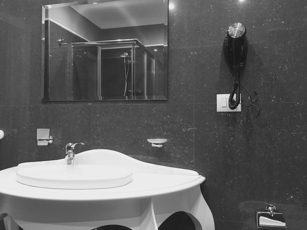 Palazzo Eliss Bed & Breakfast Margherita Di Savoia Cameră foto