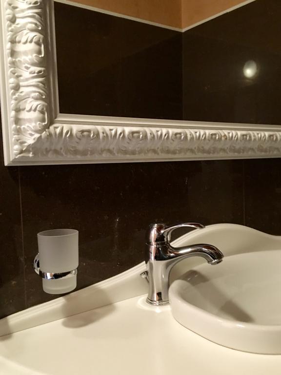 Palazzo Eliss Bed & Breakfast Margherita Di Savoia Cameră foto