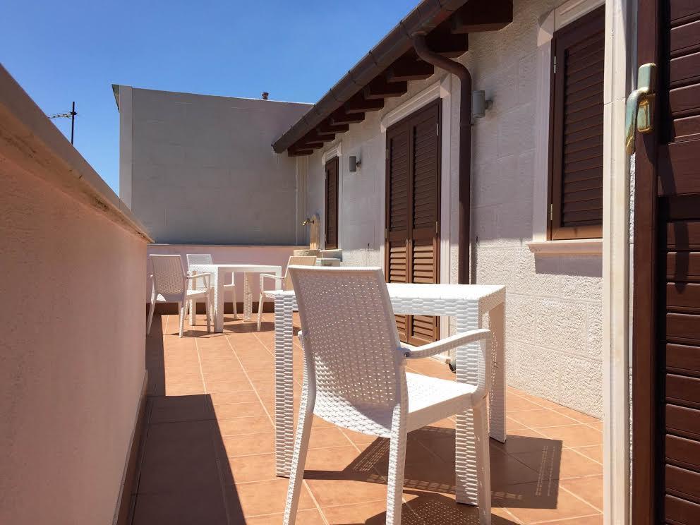 Palazzo Eliss Bed & Breakfast Margherita Di Savoia Exterior foto